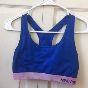 Nike pro sports bra